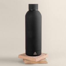 0016161_50636RE_botella_rubber_reciclada_bodegon_new_2023_550