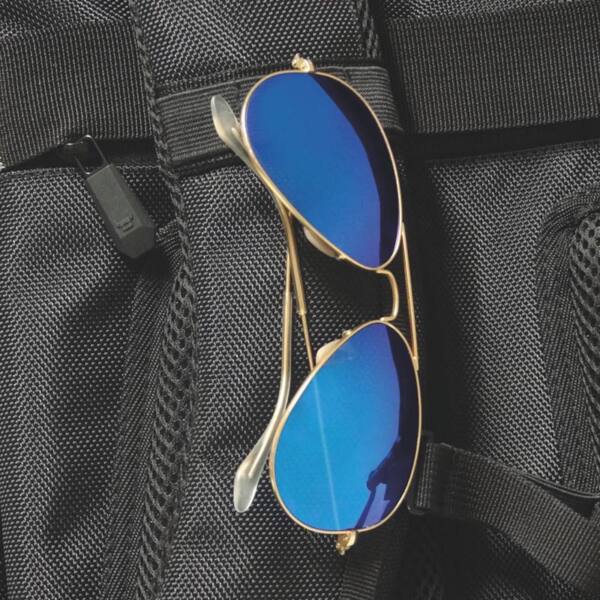 1815008-H_brille.tif